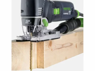 Ausklinken eines Holzbalkens mit der Stichsäge Festool PS300