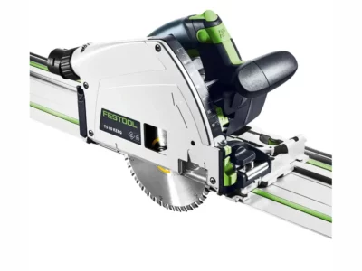 Festool Tauchsäge TS 60 mit abgesengtem Sägeblatt auf der Führungsschiene