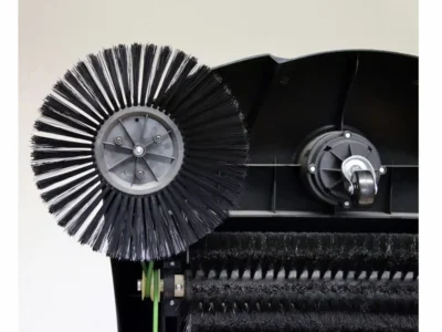 Kehrmaschine 800 Detailansicht Bürsten